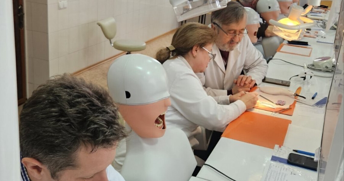 Постійне особисте навчання – лейтмотив викладачів кафедри терапевтичної стоматології / Continuous Personal Learning: The Guiding Principle of the Department of Therapeutic Dentistry