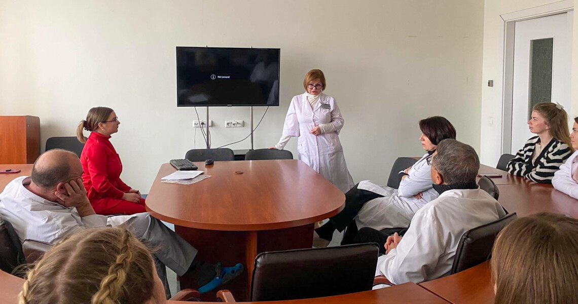 Клінічний розбір складного випадку: досвід мультидисциплінарної взаємодії для лікарів-інтернів