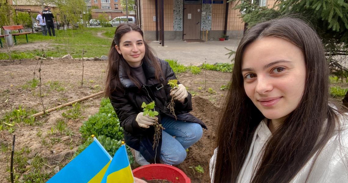 Представники ВЗ «Єдність» ПДМУ долучилися до міжнародної акції «1 мільйон дерев пам’яті та життя»