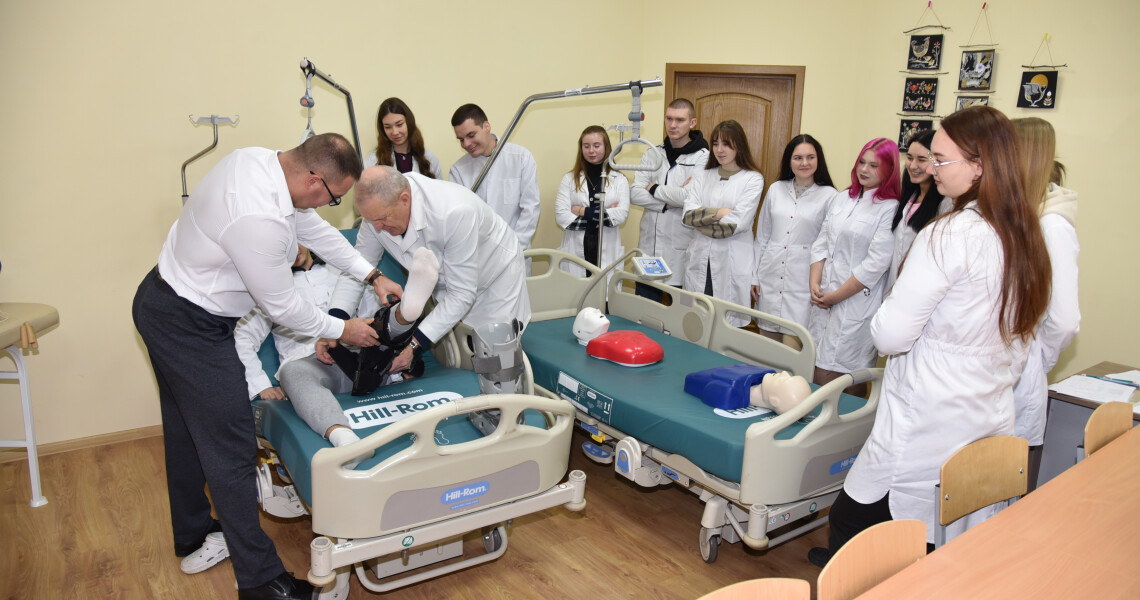 Практичні заняття до Міжнародного дня людей з інвалідністю у ПДМУ / Practical Sessions for the International Day of Persons with Disabilities at PSMU