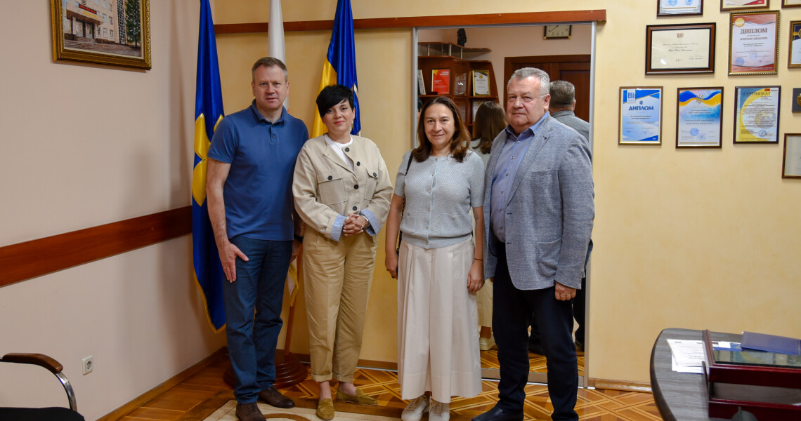 У ПДМУ відбулася зустріч з представниками Siemens Healthineers Ukraine та ТОВ «Медіон» щодо розвитку медичної освіти і партнерства
