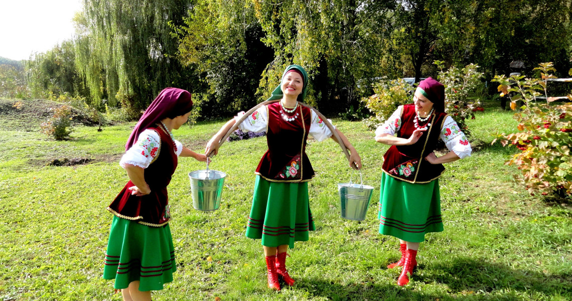 Осіння етнографічна подорож до ландшафтного парку «Калиновий» /  Autumn Ethnographic Tour to the "Kalynovyi" Landscape Park