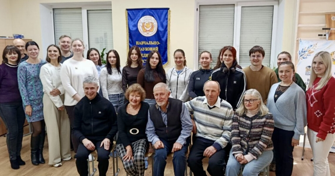 Танець як засіб реабілітації: у ПДМУ провели практичне заняття з денс-терапії / Dance as a Means of Rehabilitation: PSMU Holds a Practical Session on Dance Therapy