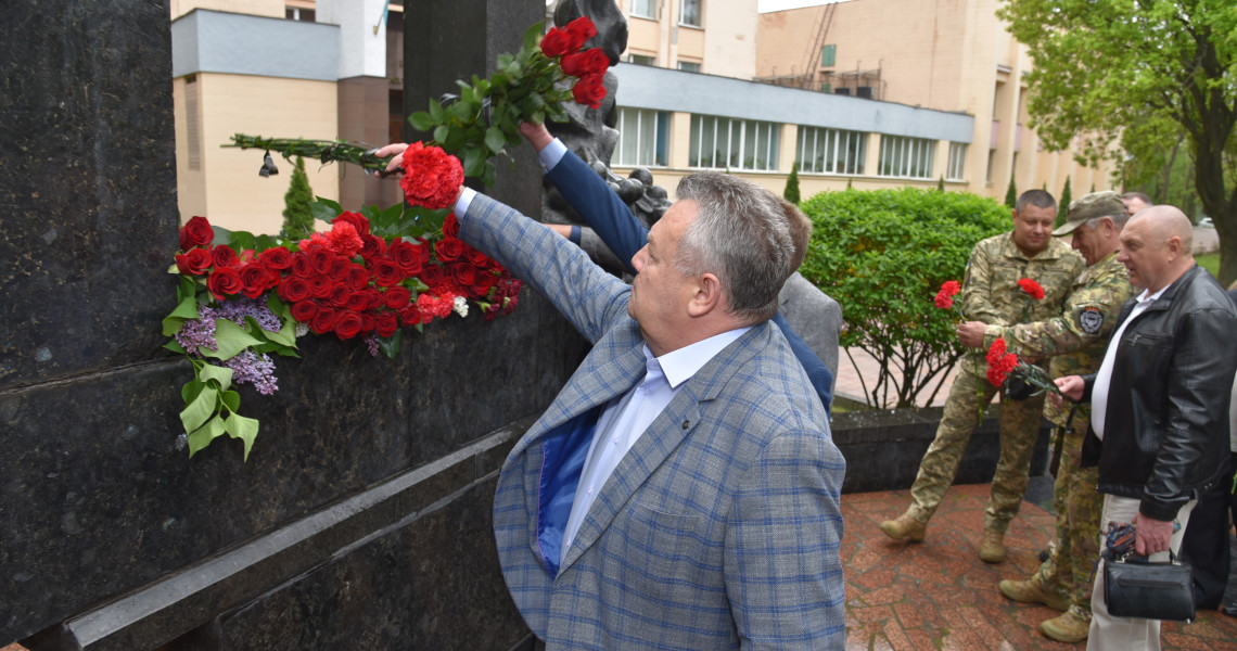 Дзвони Чорнобиля сьогодні знайшли гірке відлуння у пам`яті  / Today the bells of Chornobyl found a bitter echo in memory