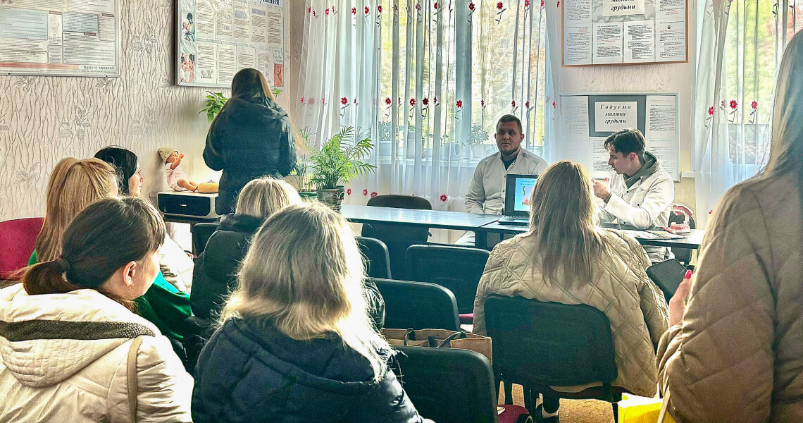 Стоматологічна просвіта майбутніх мам -  важлива ланка у забезпеченні здорових зубів у дітей / Dental Education for Expectant Mothers –  Essential Step Toward Healthy Teeth in Children