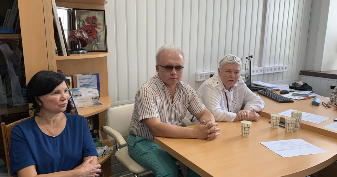 Лікарі-інтерни зі спеціальності «Інфекційні хвороби» успішно пройшли державну атестацію / Medical Interns in Infectious Diseases Successfully Complete State Attestation