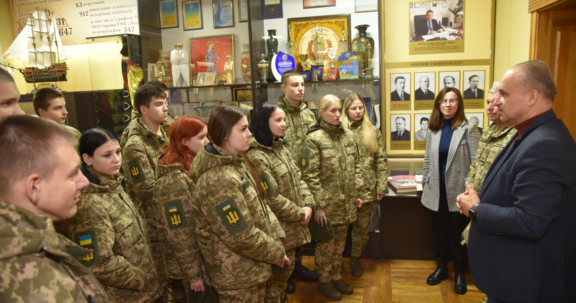 ПДМУ продовжує співпрацю: університет відвідали ліцеїсти / PSMU continues collaboration: high school students visit the university