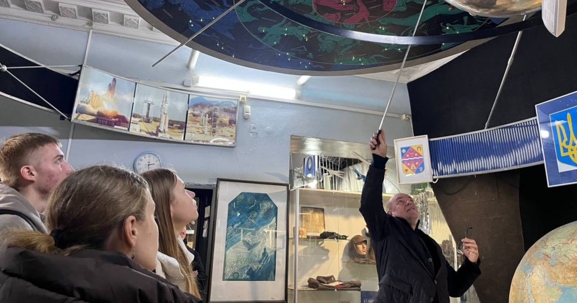 Пізнавальна екскурсія студентів ПДМУ до Музею авіації та космонавтики / During the tour, the students explored exhibits illustrating the development of space science