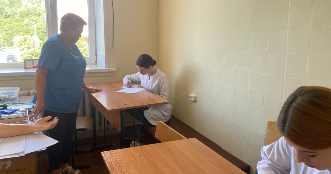 Майбутні бакалаври медсестринства успішно склали іспит з професійної майстерності / Future Nursing Bachelors Successfully Pass Professional Skills Examination