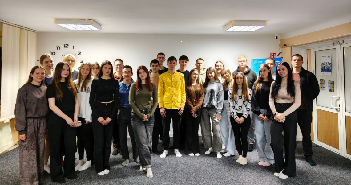 Знання, що надихають: першокурсники ПДМУ відкривали секрети успішного навчання з біохімії