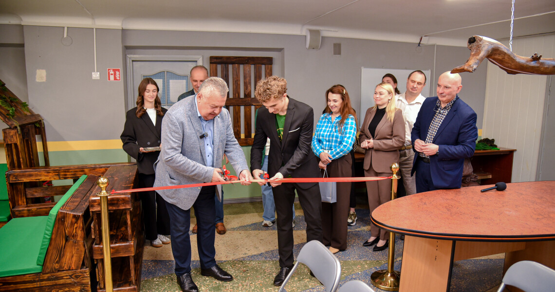 У ПДМУ відкрили «Green Hub» – новий простір для студентів у гуртожитку №1 / PSMU Opens “Green Hub” – A New Student Space in Dormitory No. 1