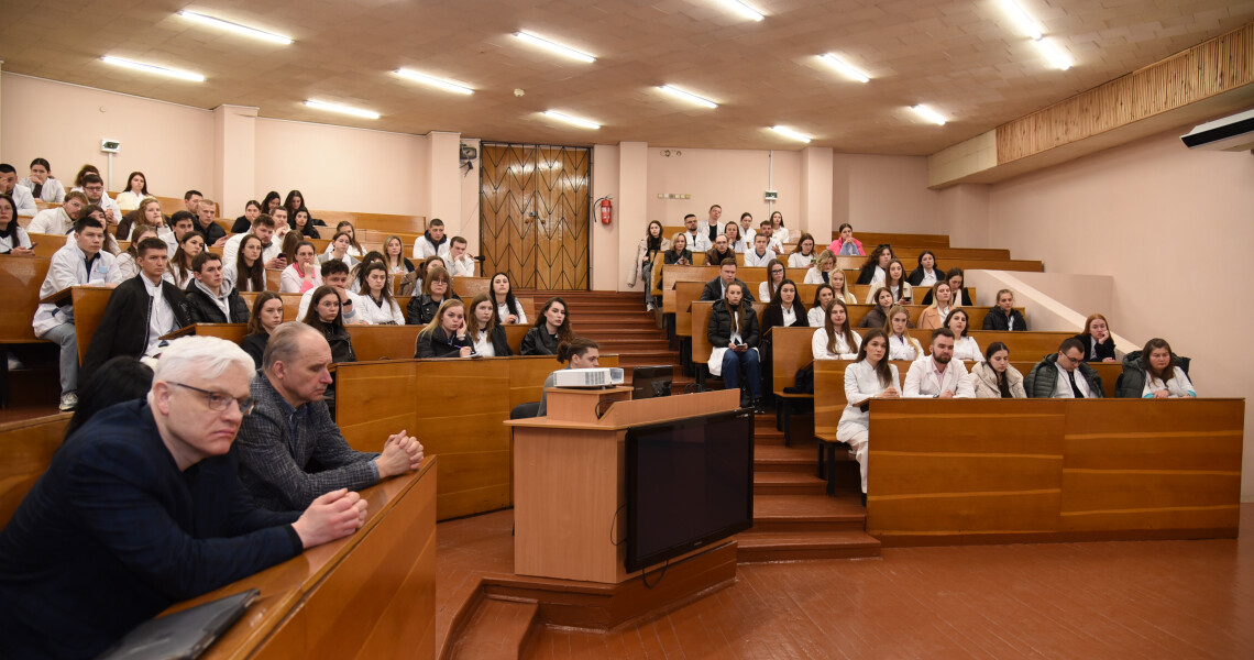 У ПДМУ обговорили порядок вступу до інтернатури, атестацію та подальший професійний шлях випускників