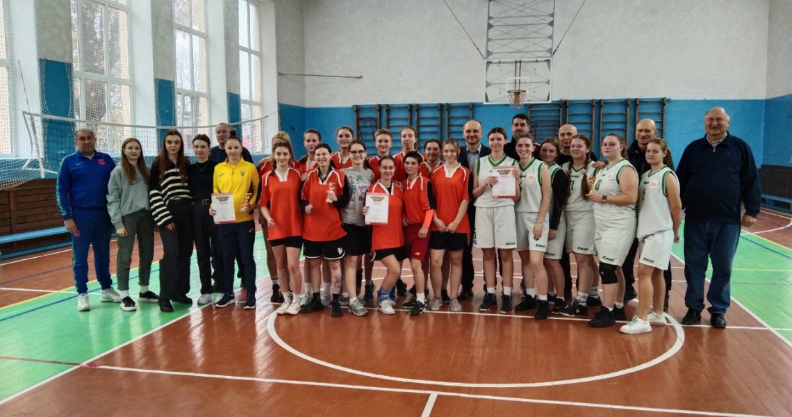 Вітаємо жіночу баскетбольну команду! / Congratulations to the Women's Basketball Team!