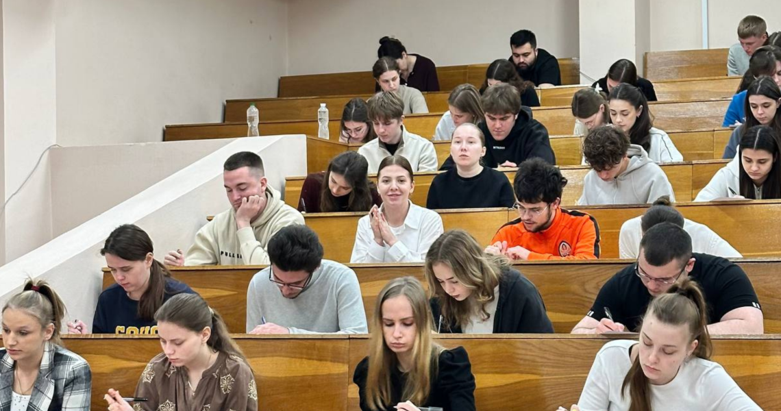 На стоматологічному факультеті ПДМУ відбувся етап 1 ЄДКІ для здобувачів ОПП «Стоматологія»