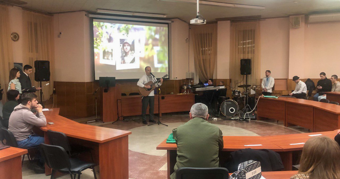 На мистецькому святі у ЗВО  ПДМУ привітали військових, удостоєних нагород: подробиці / PSMU congratulates military personnel honored with state awards: details