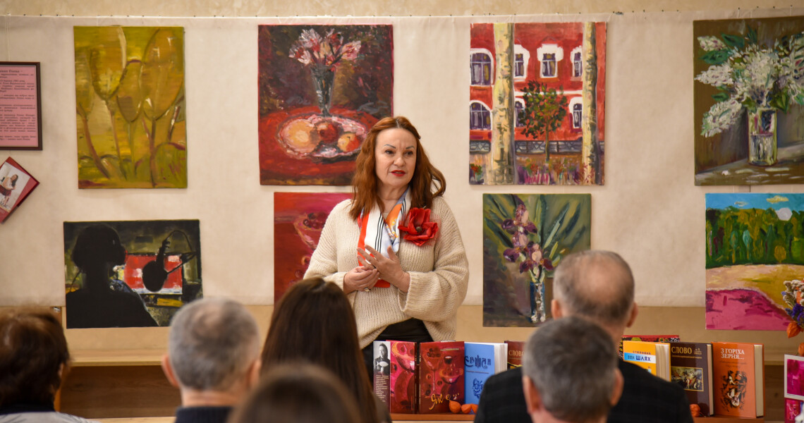 До Всесвітнього дня письменника у бібліотеці ПДМУ: творча зустріч з Оленою Никифоренко / On World Writer’s Day at the PSMU Library: A Creative Meeting with Olena Nykyforenko