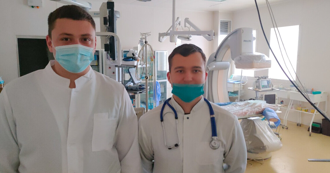 Будні студентів ПДМУ: перші самостійні кроки на шляху до професії / Everyday Life of PSMU Students: First Independent Steps Toward Their Profession