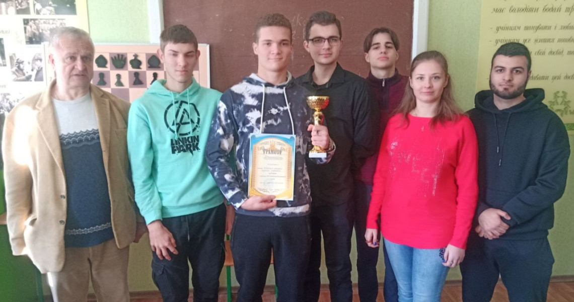 Збірна команда ПДМУ стала переможцем змагань / The PSMU Team Emerges as Champions in the Chess Competition