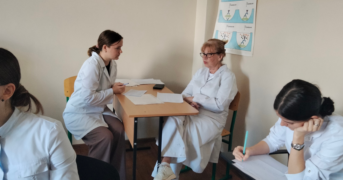 На кафедрі мікробіології, вірусології та імунології розпочалася екзаменаційна сесія здобувачів вищої освіти за ОПП «Стоматологія»