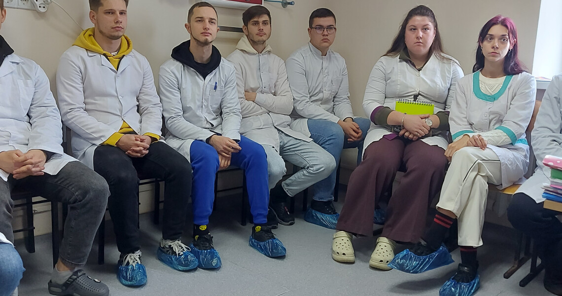 Знай ВІЛ- статус  та убезпеч себе і партнерів / Know Your HIV Status and Protect Yourself and Your Partners