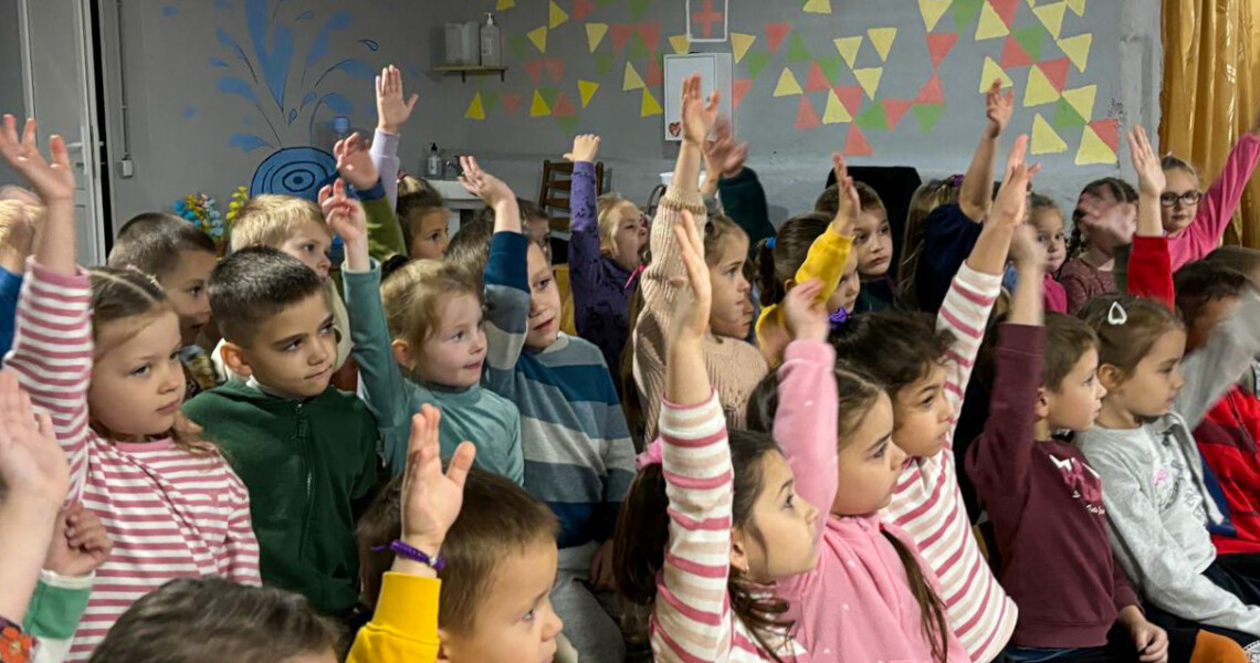 Триває волонтерська профілактична діяльність / Ongoing volunteer preventive activities