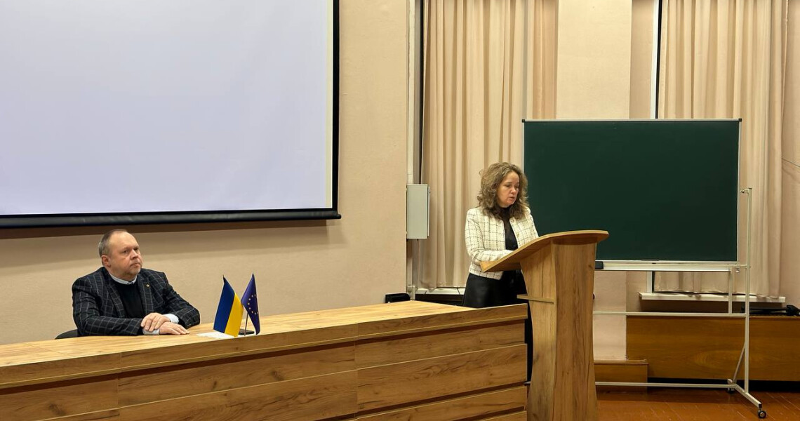 Вчена рада медичного факультету №1 обговорила підготовку до ОСПКІ та КРОКів / Academic Council of Medical Faculty No. 1 Discusses Preparation for OSCE and KROK Exams