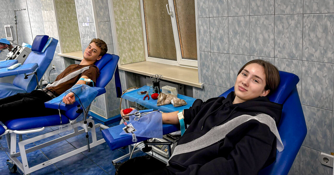 Акція донорства «Крапля до краплі — по краплині до життя» об’єднала студентів ПДМУ / Blood Donation Campaign “Drop by Drop — Towards Life” United PSMU Students