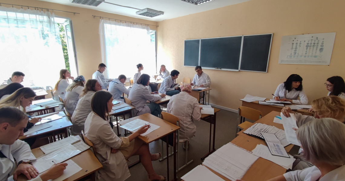 Іспити розпочалися: всім успіхів! / Exams have started: good luck to everyone!