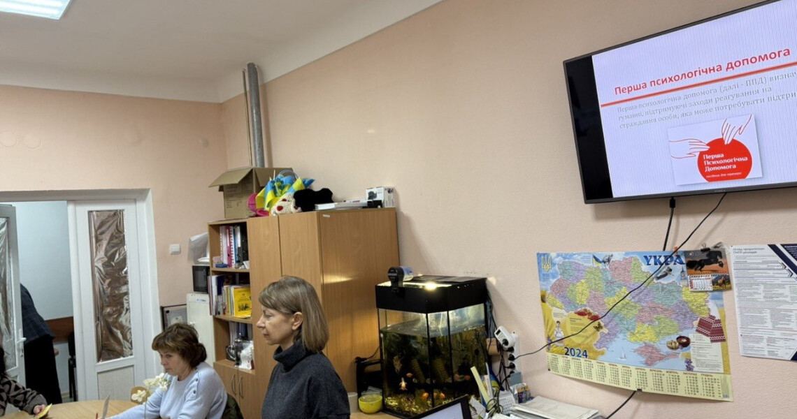 Зберегти ресурс і впоратися зі стресом: викладачі кафедри іноземних мов ПДМУ провели практичну зустріч