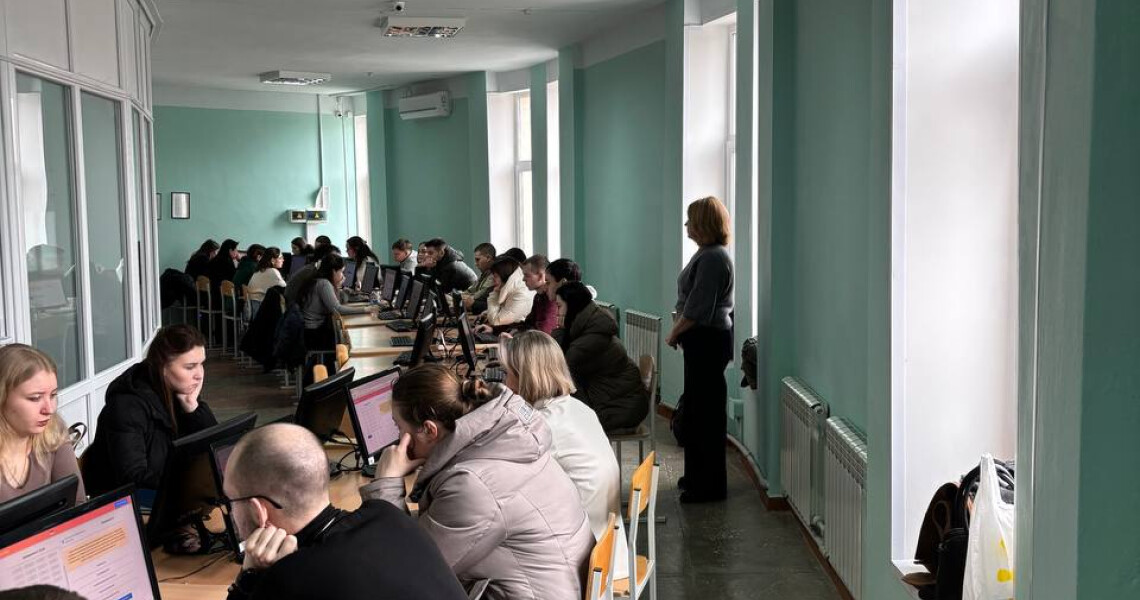 Триває активна підготовка до ЄДКІ на медичному факультеті №1 / Active Preparation for the Unified State Qualification Exam at Medical Faculty No. 1