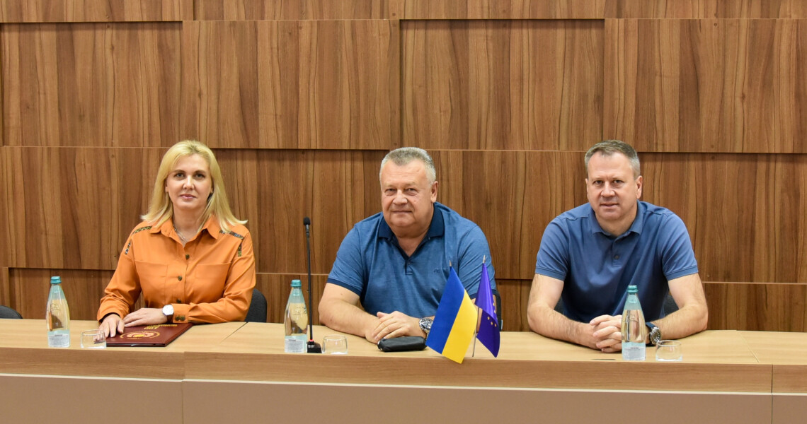 Знакова зустріч з першокурсниками: подробиці тут / A Landmark Meeting with First-Year Students: Details Here