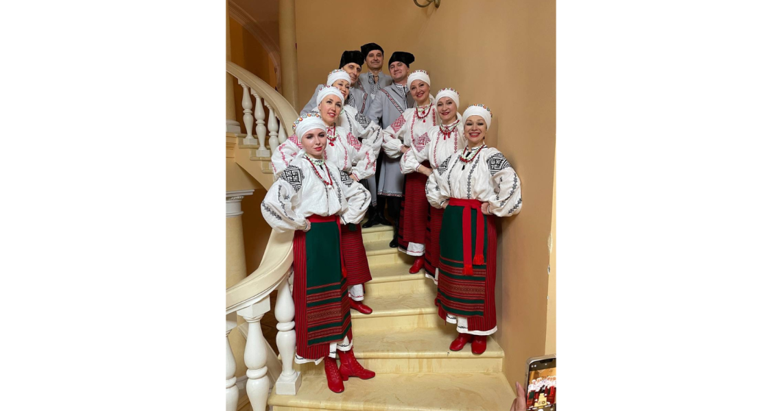 Вітаємо ансамбль народного танцю з перемогою! / Congratulations to the folk-dance ensemble on their victory!