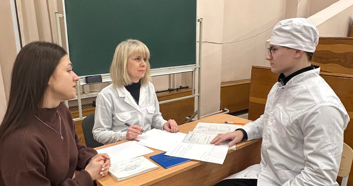 У ПДМУ триває сесія: іспити з фізіології для стоматологів / Examination Session Continues at PSMU: Physiology Exams for Dentistry Students