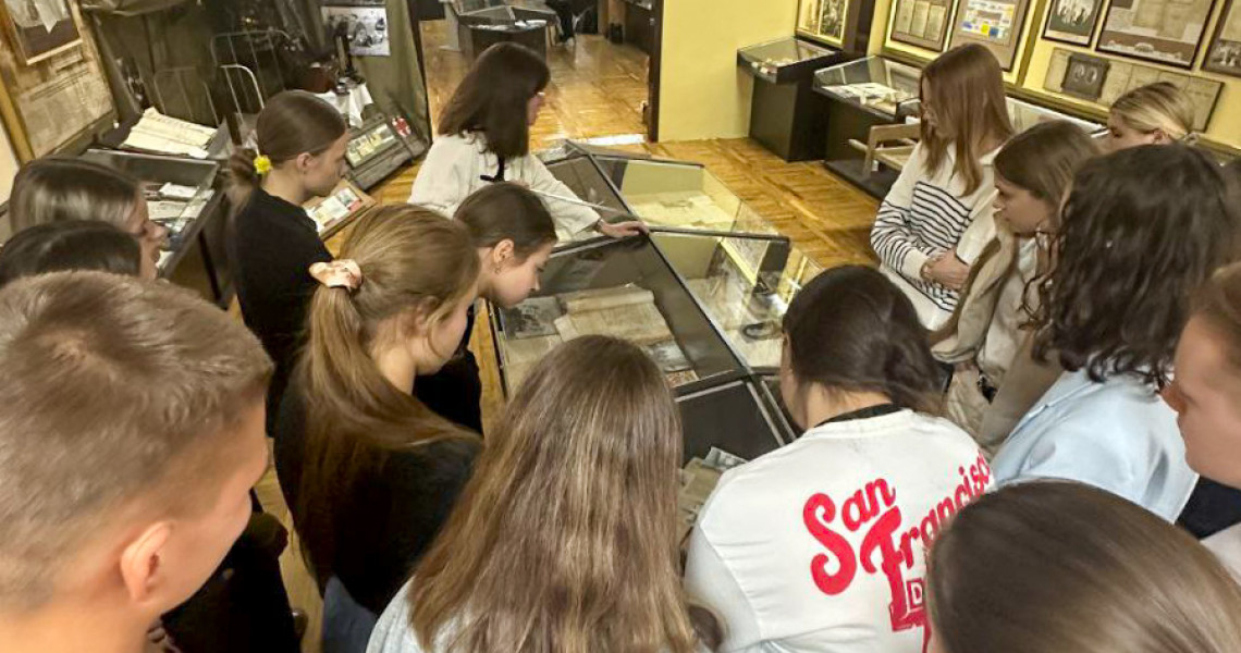 Першокурсники знайомляться з історією Університету / First-Year Students Get Acquainted with the History of the University