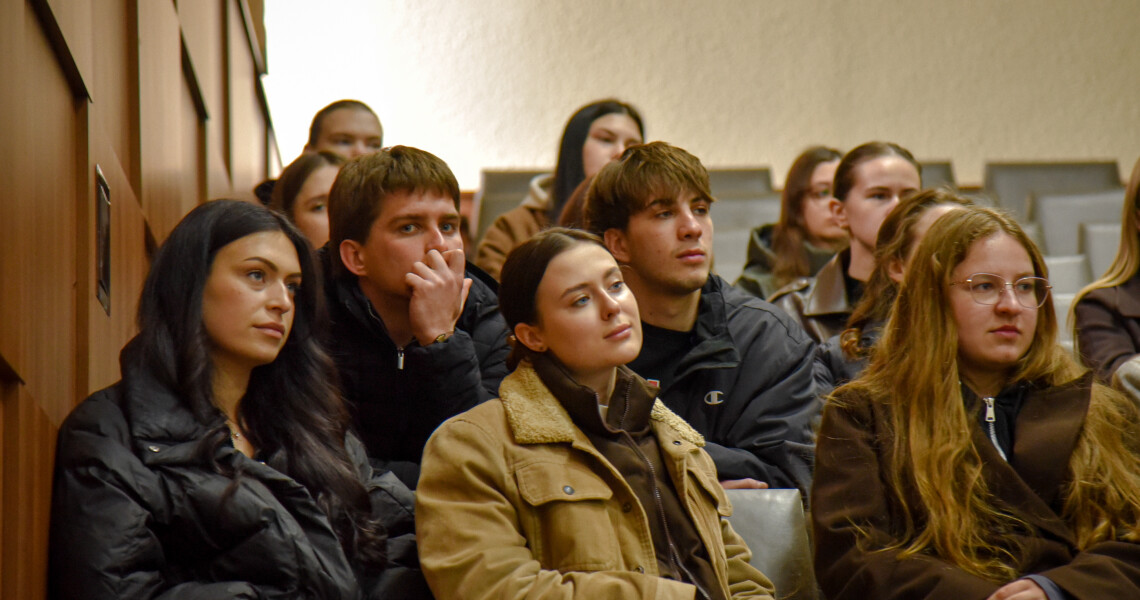 Сучасна щелепно-лицева ортопедія: у ПДМУ відбулася лекція провідного фахівця НМУ імені О.О. Богомольця