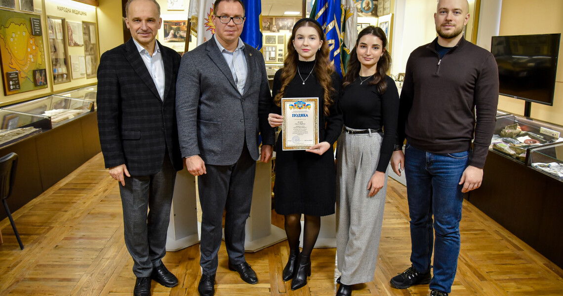 Волонтери загону «Єдність» відзначені подяками ректора ПДМУ / Volunteers of the “Unity” Team Honored with Rector’s Certificates of Appreciation at PSMU