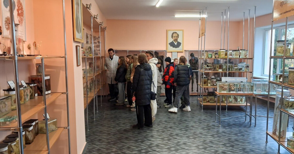 Осінній тиждень профорієнтації: школярі знайомилися з кафедрою анатомії людини / Autumn Career Guidance Week: School Students Visited the Department of Human Anatomy
