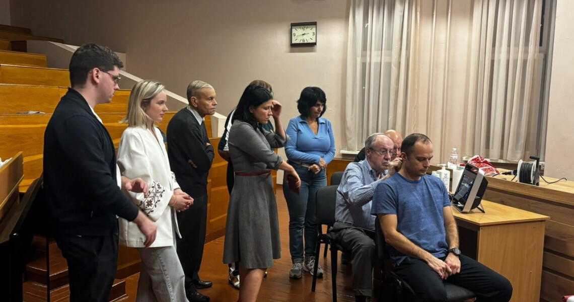 У ПДМУ за підтримки Razom провели міжнародний майстер-клас із сучасної діагностики мозкового кровотоку