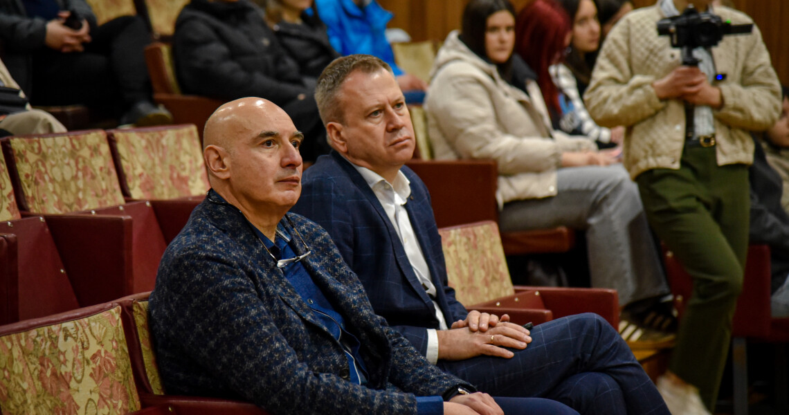 Сучасна щелепно-лицева ортопедія: у ПДМУ відбулася лекція провідного фахівця НМУ імені О.О. Богомольця