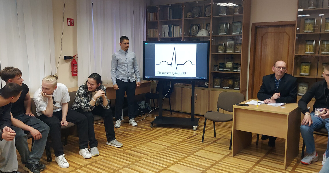 Інтелектуальна гра «Хто лідер?» знову об’єднала студентів ПДМУ / “Who Is the Leader?” Intellectual Game: Brought Together PSMU Students Once Again