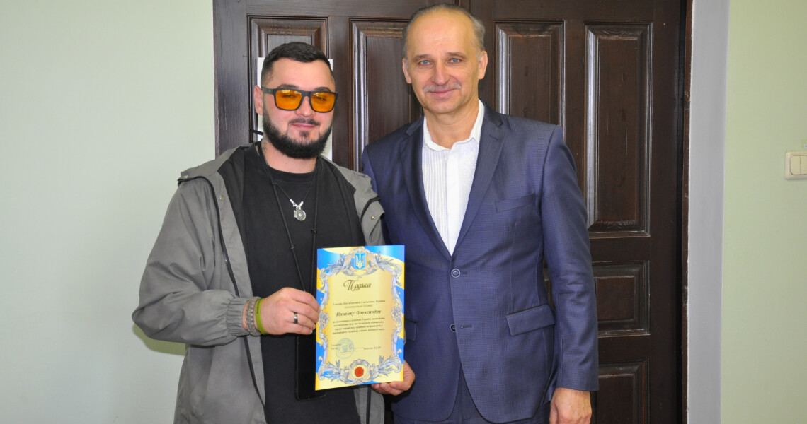 Подвиг, що рятує життя: у ПДМУ вшанували здобувачів-парамедиків до Дня захисників і захисниць України