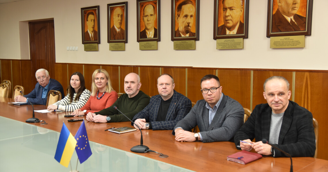 Відкритий діалог студентів і ректора ПДМУ: навчання, гуртожитки та підтримка