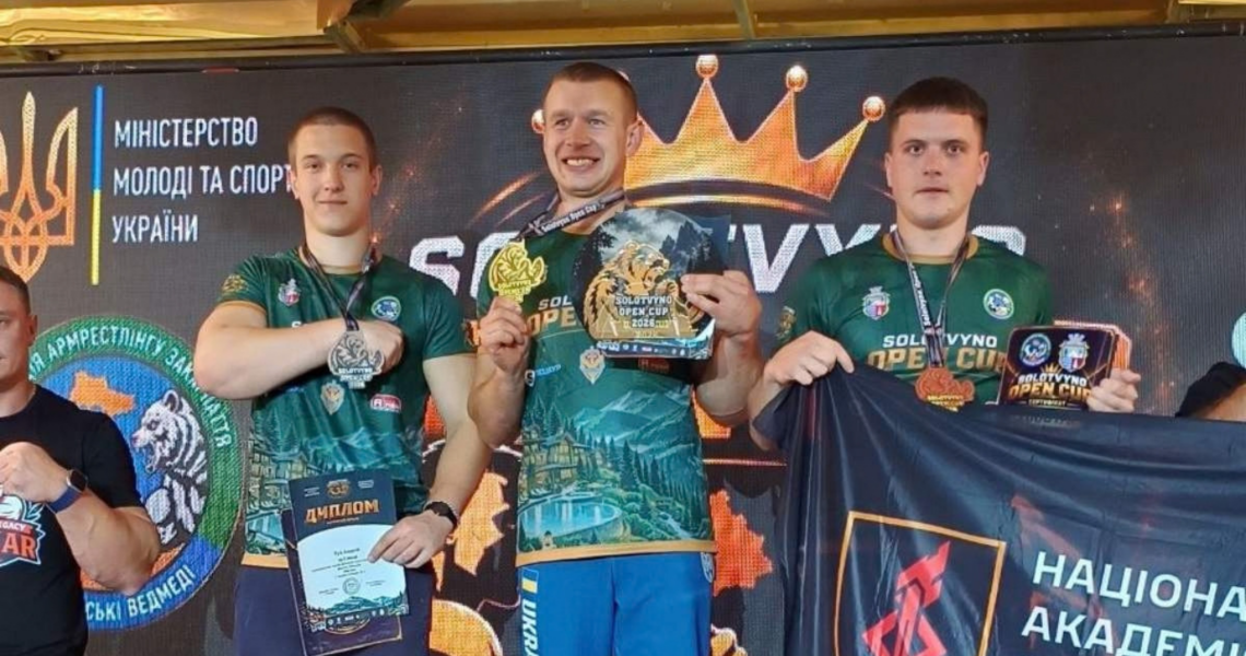 Два золота серед юніорів і два срібла серед дорослих: спортивний успіх студента ПДМУ Андрія Туя