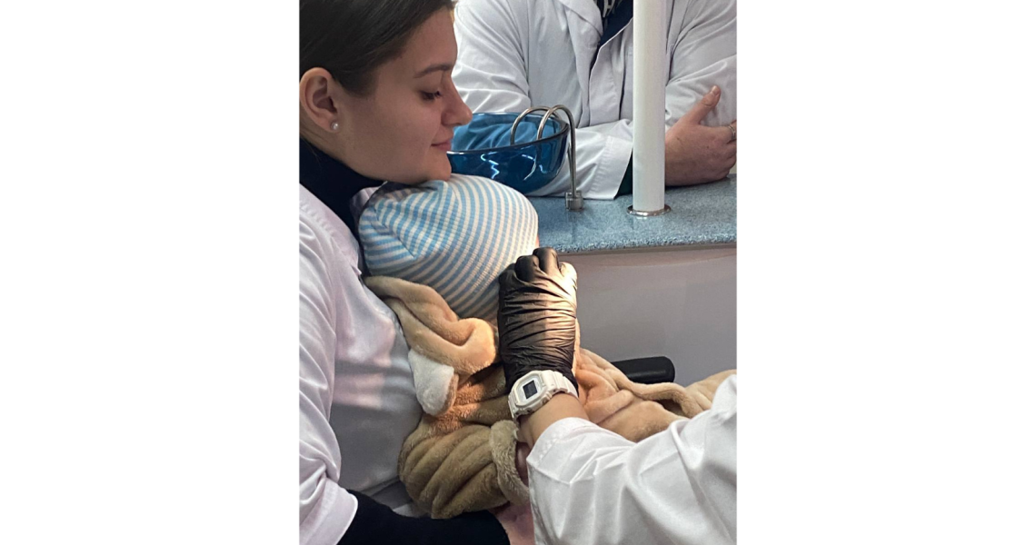 Увага: на прийомі- немовля! / Well-baby check-up made by students!