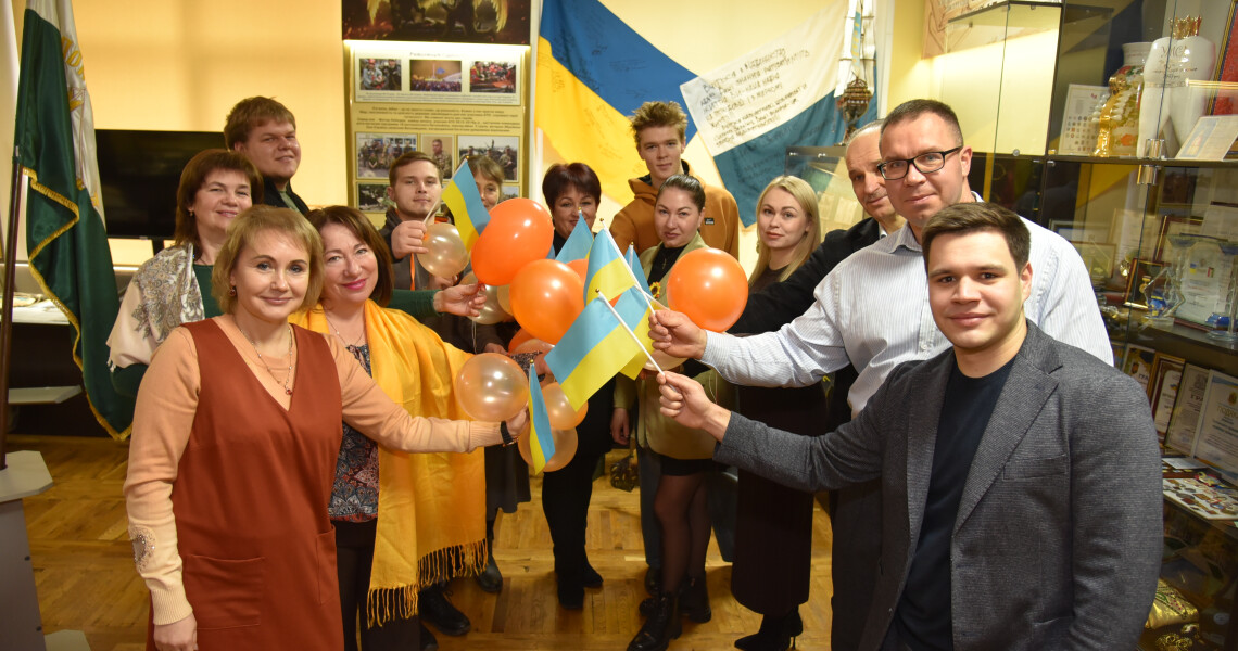 Флешмоб «Помаранчевий тиждень єдності» у ПДМУ / “Orange Week of Unity” Flashmob at PSMU