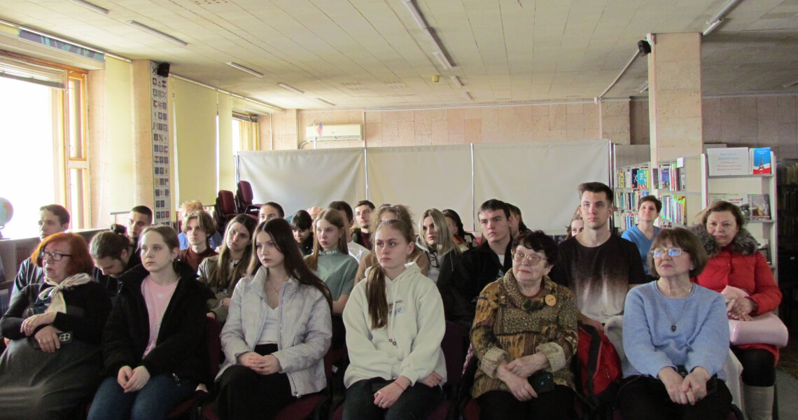 Студенти ПДМУ відвідали просвітницький захід «Сторінка історії. Історія вулиці Дворянської»