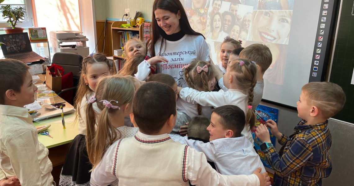 Нехай і посмішки малят будуть завжди веселими! / May the smiles of kids always be cheerful!