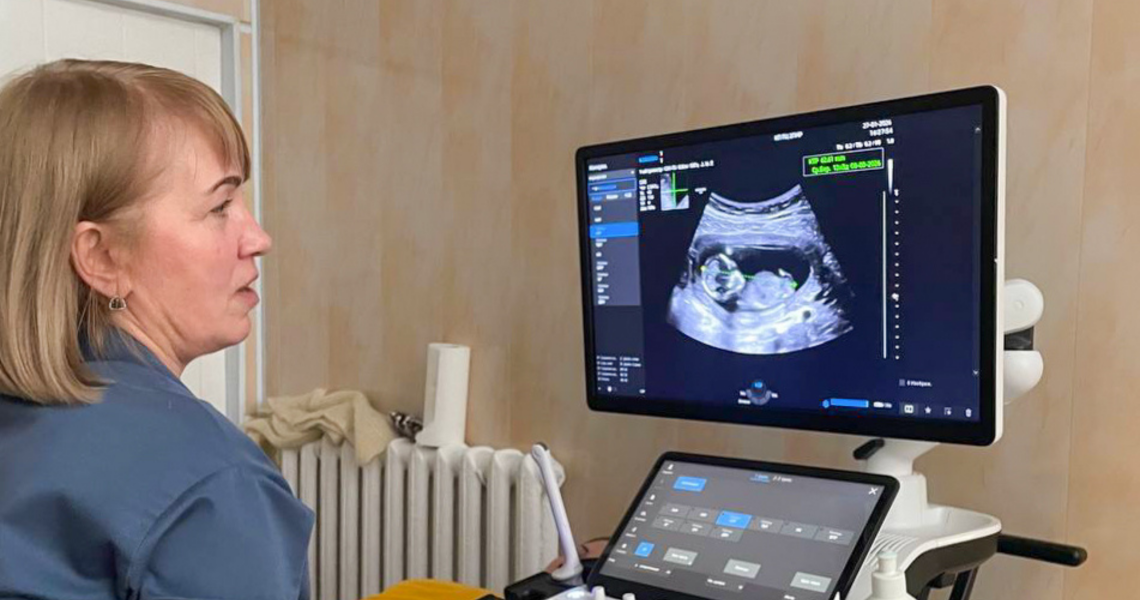 Майбутні акушери-гінекологи ПДМУ опановують сучасну ультразвукову діагностику / Prospective Obstetricians and Gynecologists at PSMU Master State-of-the-Art Ultrasound Diagnostics