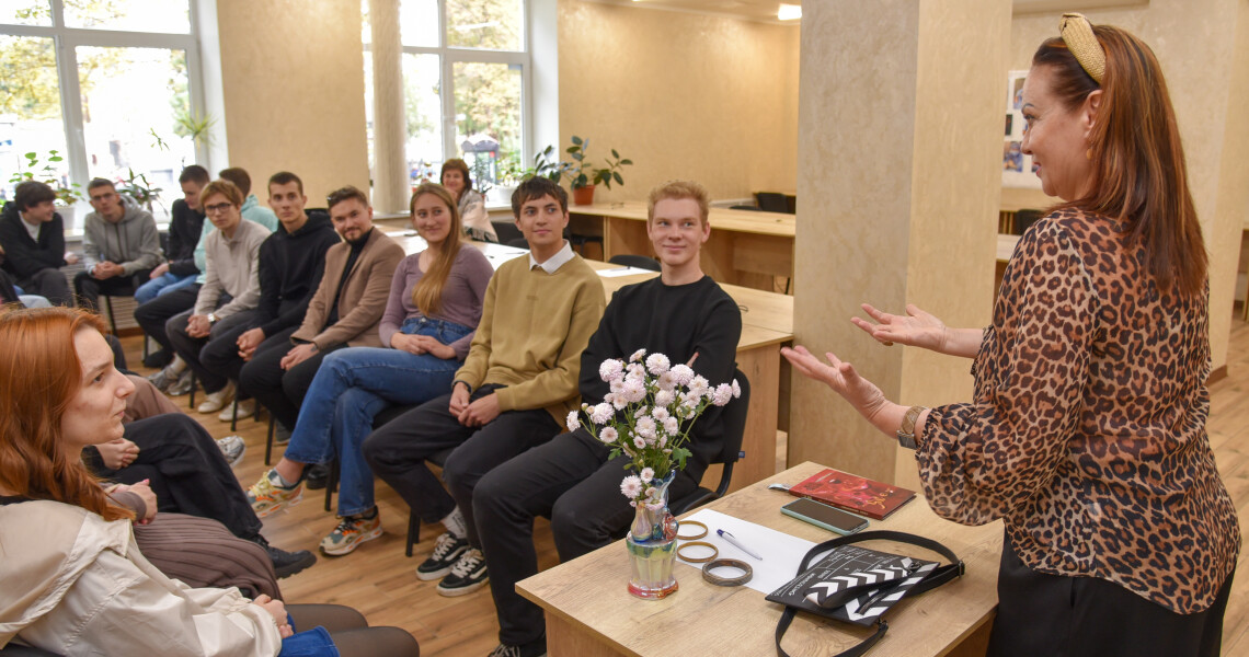 Сила слова – підтримка й позитив / The Power of Words – Support and Positivity
