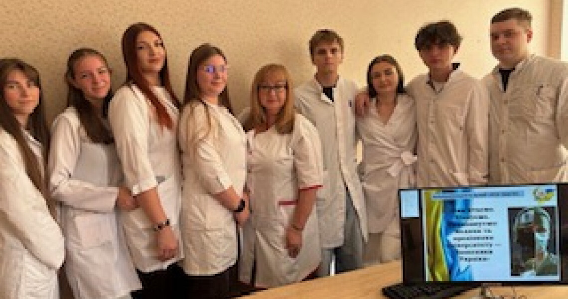 Цінуємо, пам’ятаємо, вшановуємо та продовжуємо традиції медиків ПДМУ – Захисників України